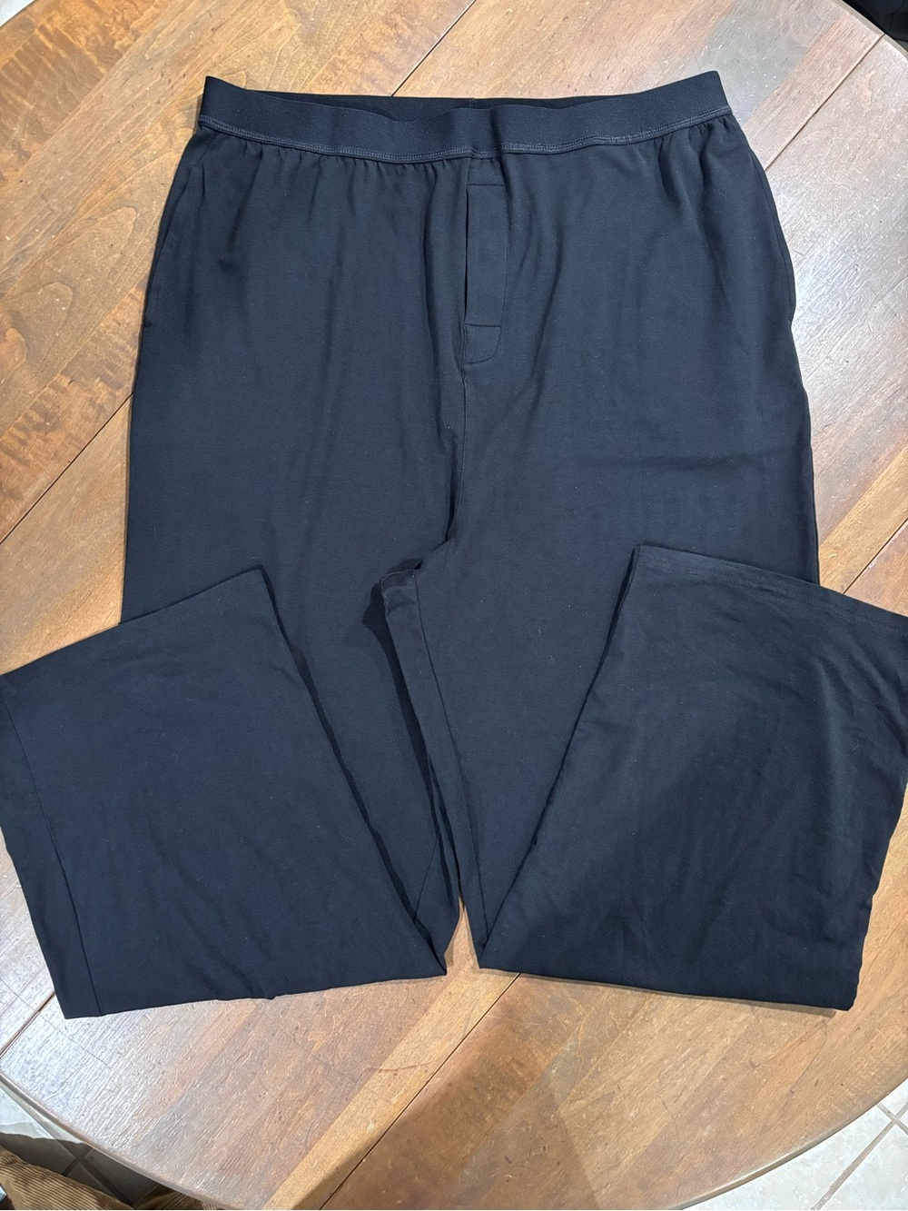 Quince Men's Black Lounge Pants - Comfortable Everyday Wear
